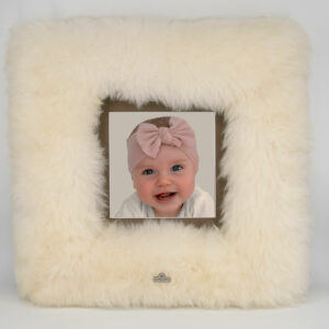 Fotolijst in echte schapenvacht 50x50cm