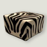 Hocker in zebra geprinte koehuid