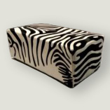 Hocker in zebra geprinte koehuid